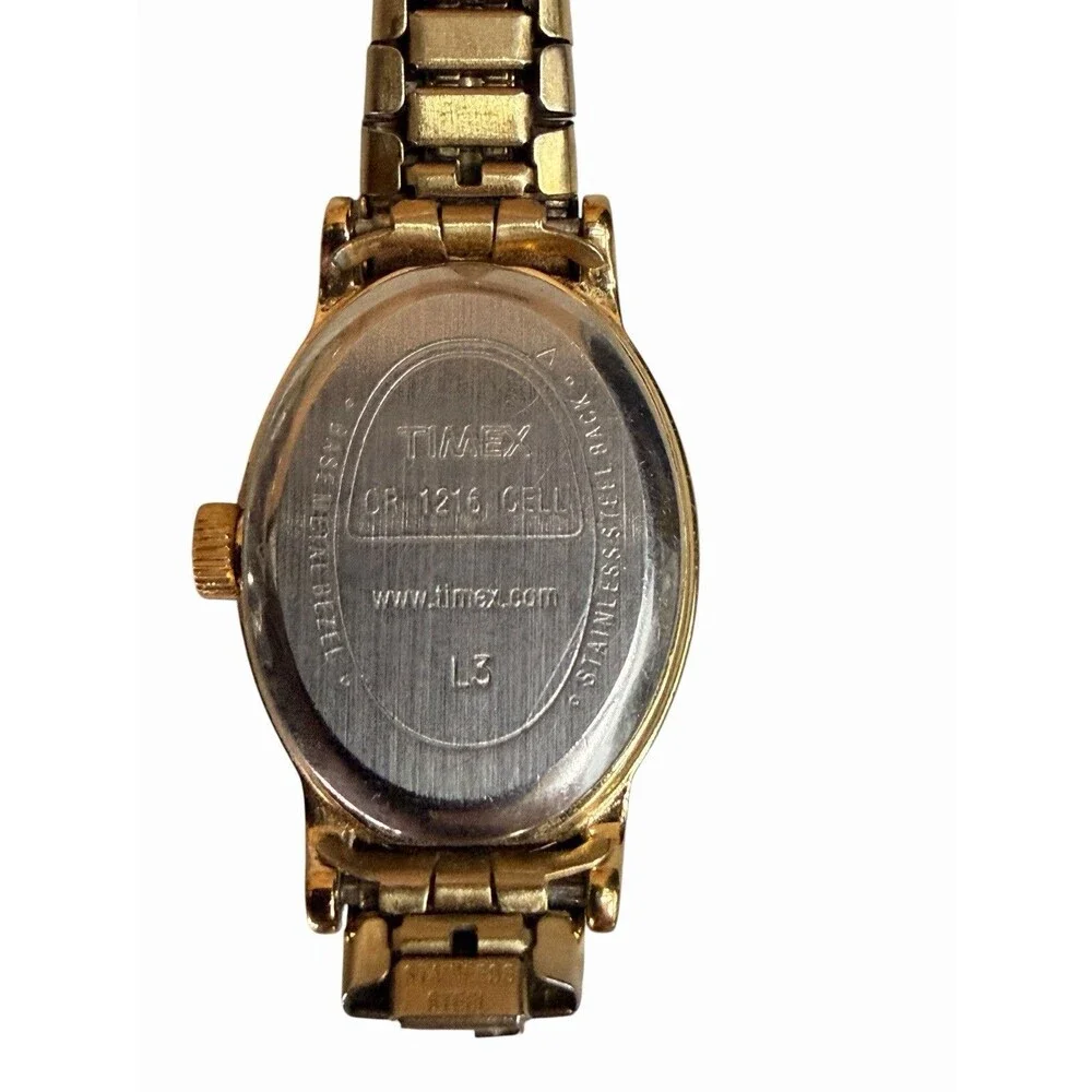 Vintage Timex LO Oval Ladies CR12176 Wristwatch ** READ**